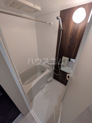 14/28 浴室
