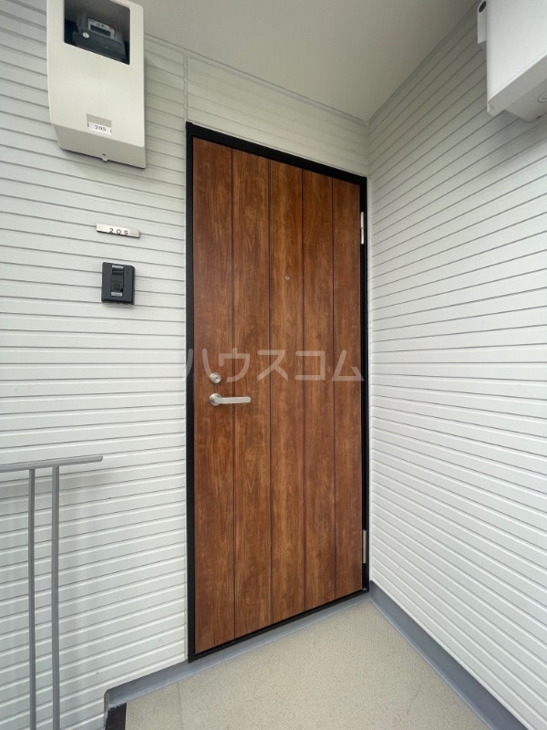 14/15 エントランス