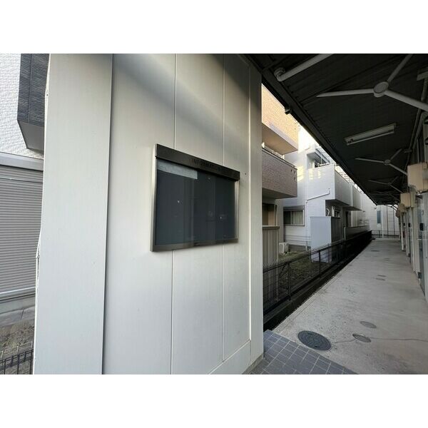 16/20 エントランス