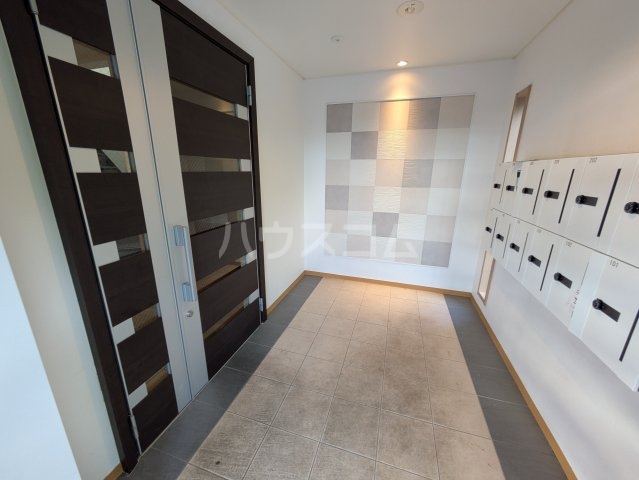 20/24 エントランス