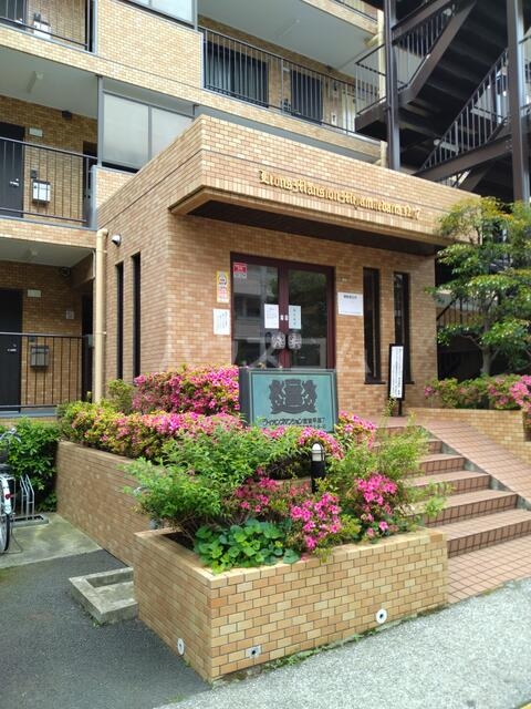 13/20 エントランス