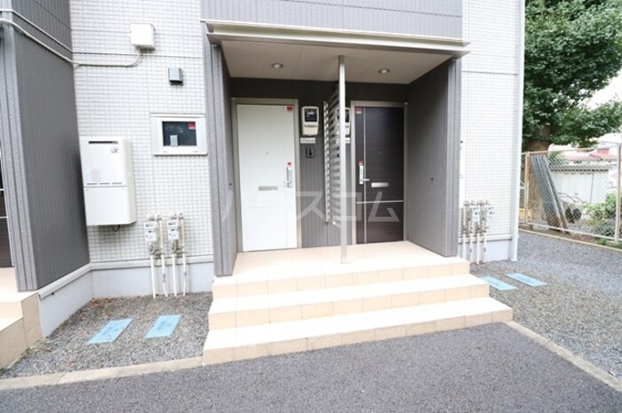 17/20 エントランス