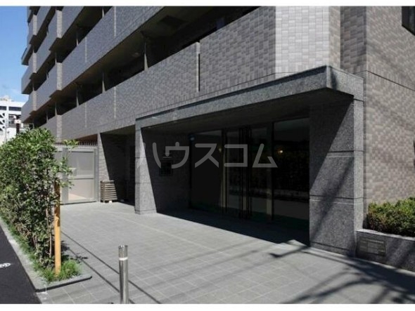 20/24 エントランス