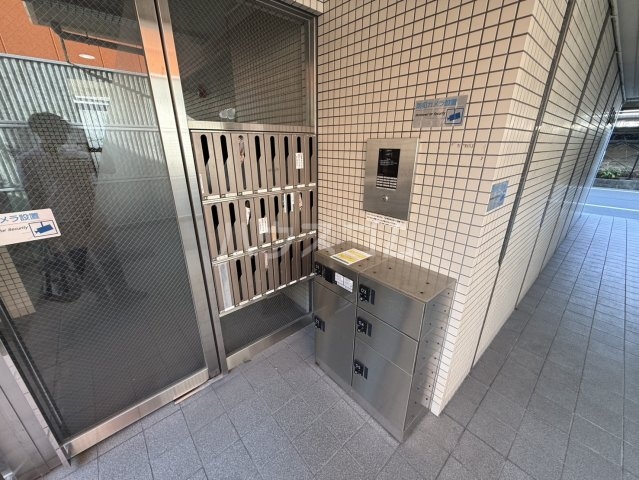 19/29 エントランス