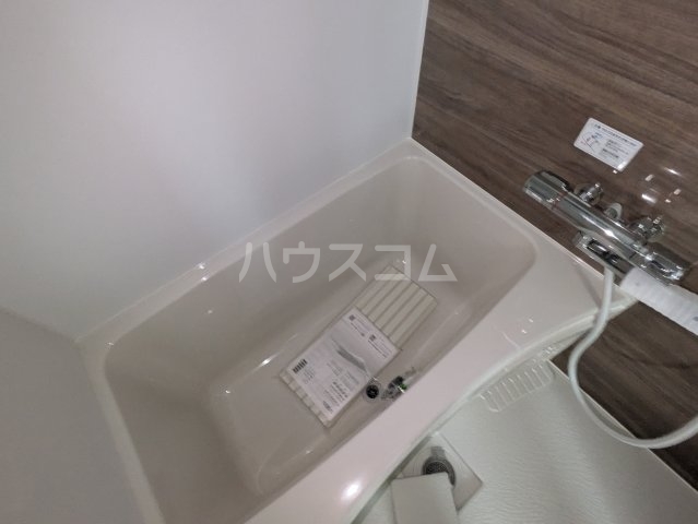 16/30 浴室
