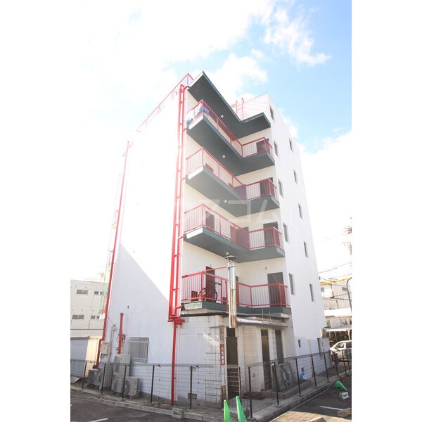 ヤマサマンションの外観