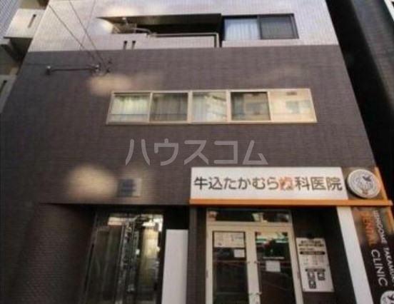 2/4 エントランス