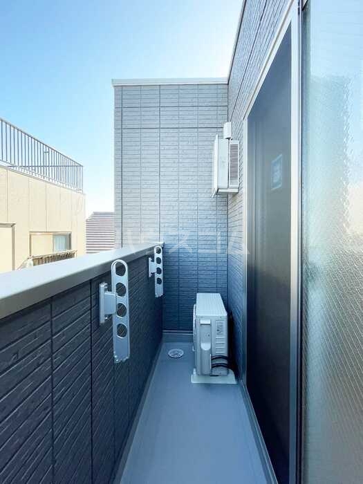 21/30 バルコニー