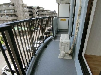 17/28 バルコニー