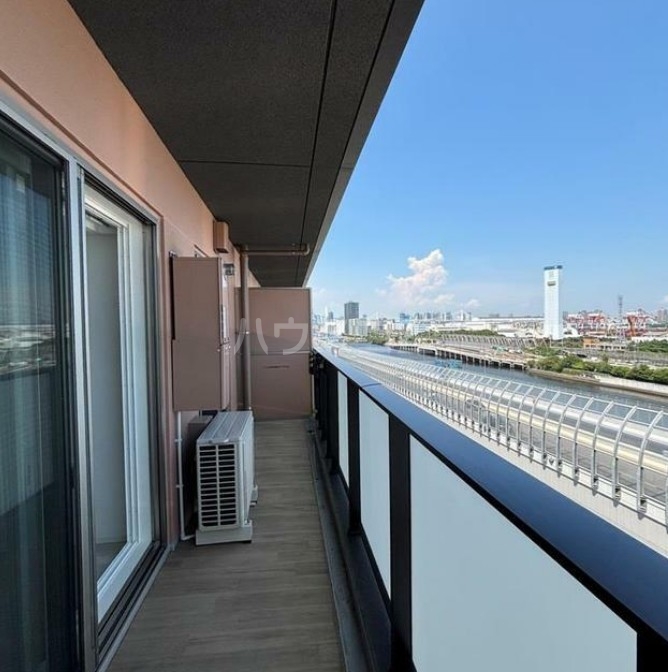 15/28 バルコニー