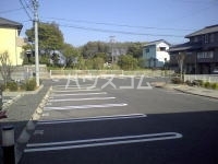 19/28 駐車場