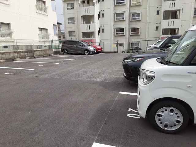 24/30 駐車場
