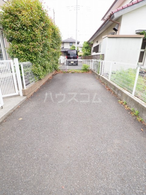 18/22 駐車場