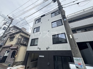 Lyonessの外観