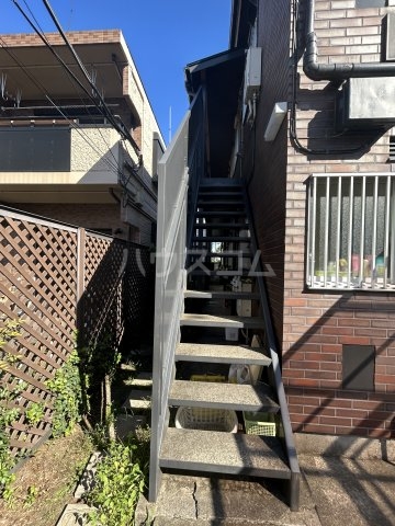 15/24 エントランス