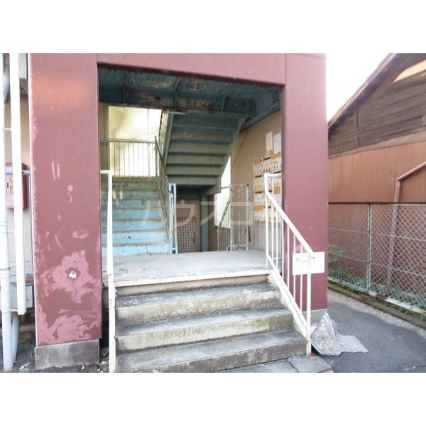 5/8 エントランス