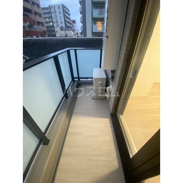 18/30 バルコニー