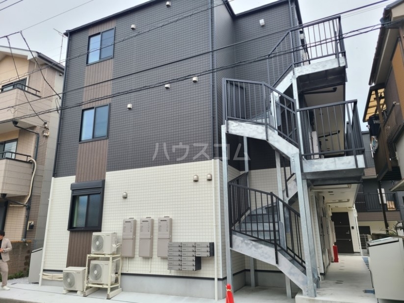 2/25 外観