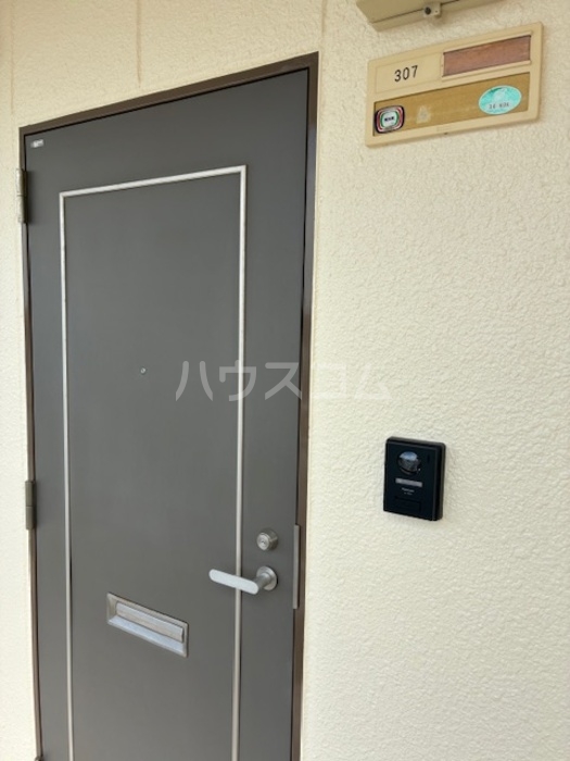 17/20 エントランス