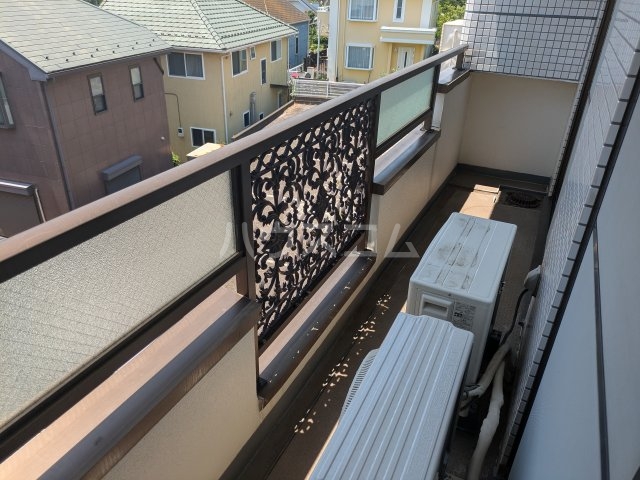 20/30 バルコニー