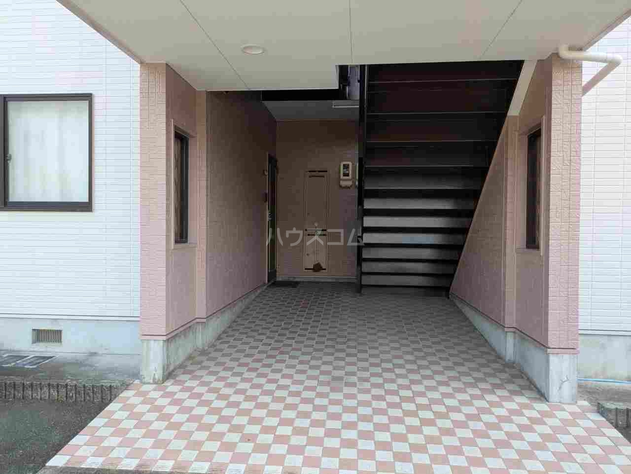 2/13 エントランス