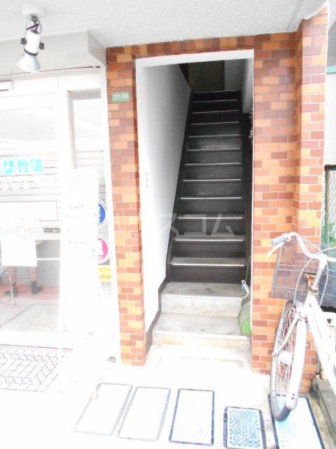 4/6 エントランス