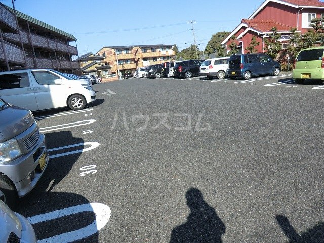 2/4 駐車場