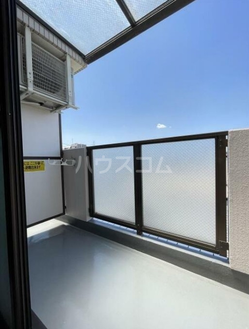 21/30 バルコニー