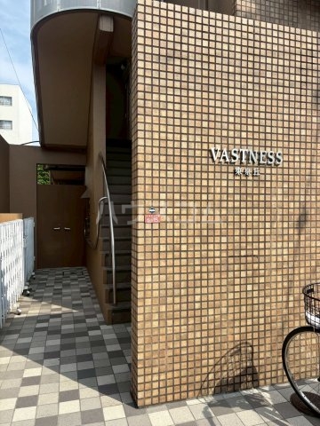 28/30 エントランス