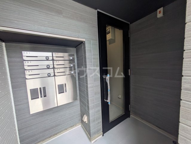 29/30 エントランス