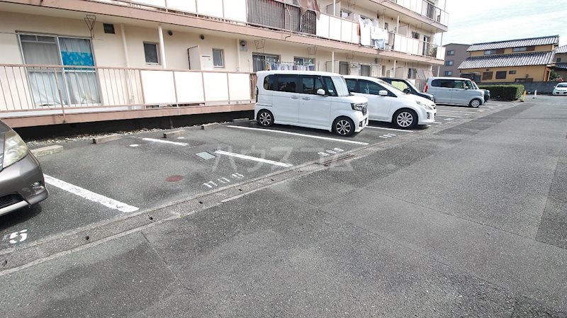 17/24 駐車場
