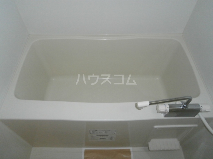 13/30 浴室