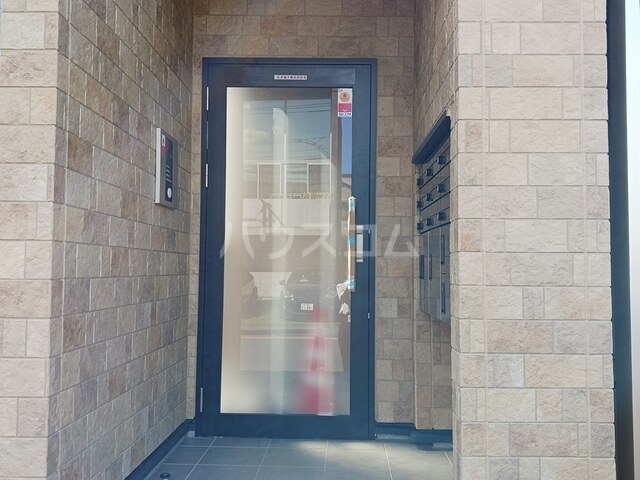 15/21 エントランス