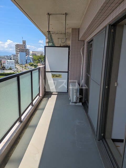 23/30 バルコニー