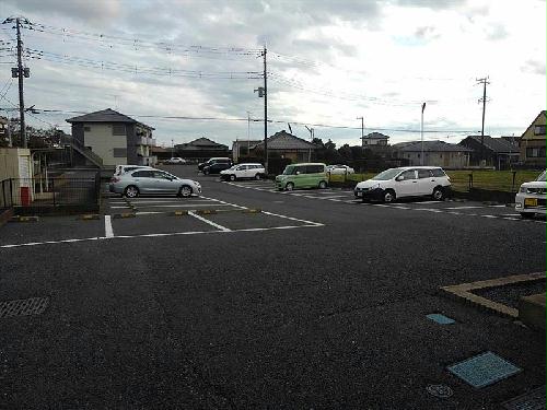 14/22 駐車場
