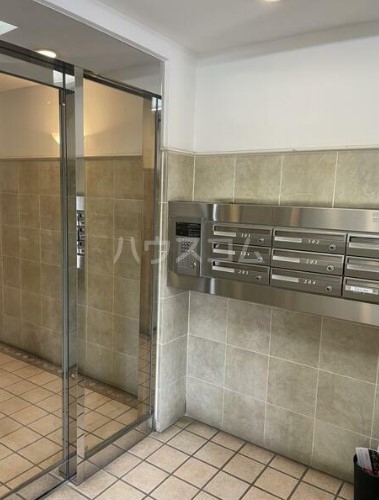 2/11 エントランス