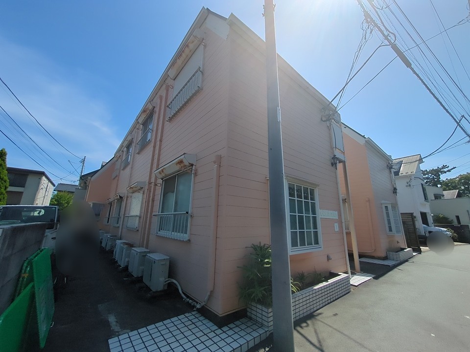 プラザ　ドゥ　バイロンＢの外観