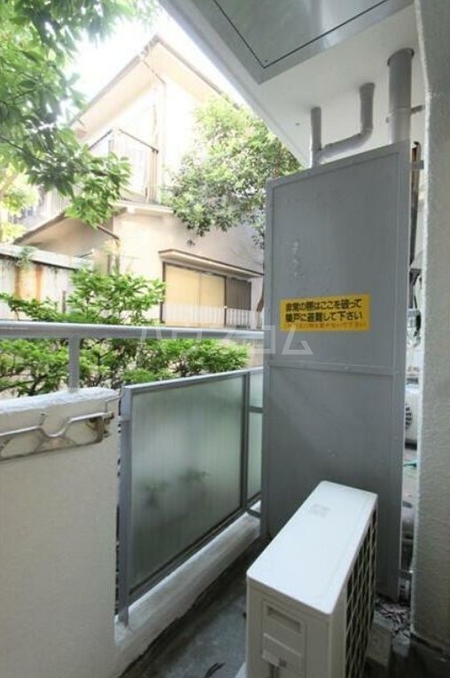 13/30 バルコニー