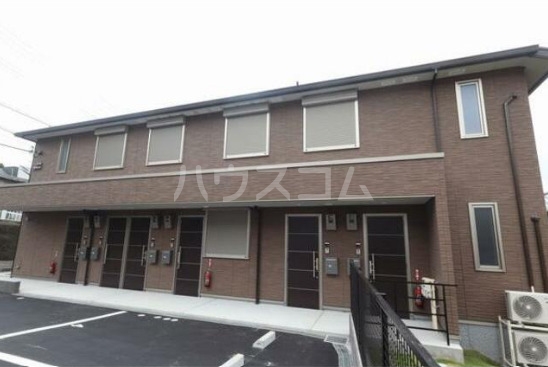 18/28 エントランス