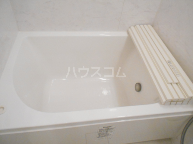 14/30 浴室