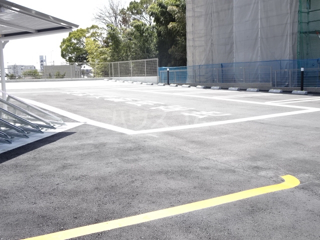 21/29 駐車場