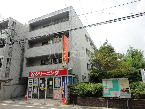 14/22 エントランス