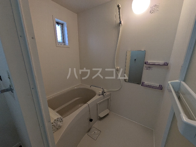 13/25 浴室