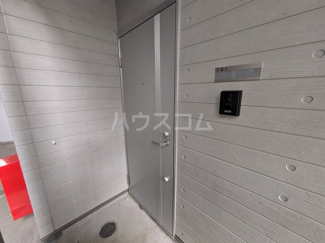 3/4 エントランス