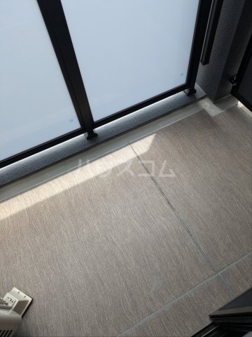 13/25 バルコニー