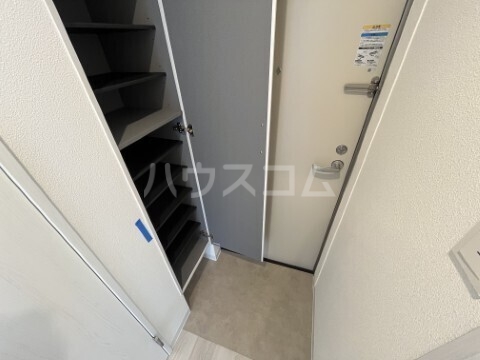 13/23 エントランス