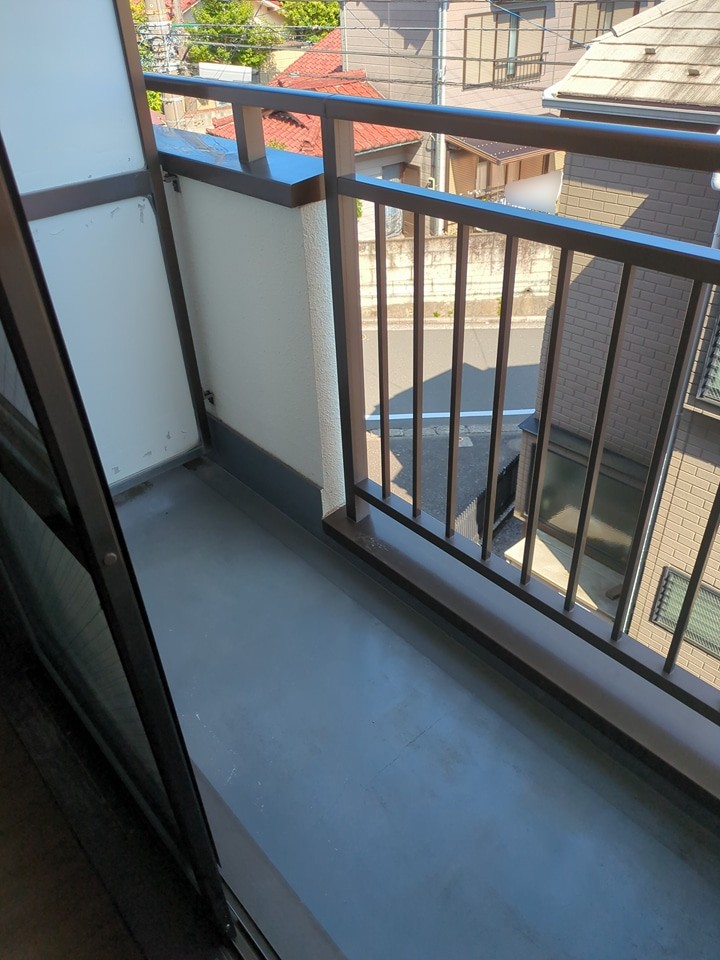 15/23 バルコニー