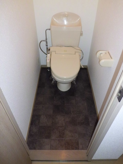 16/26 トイレ