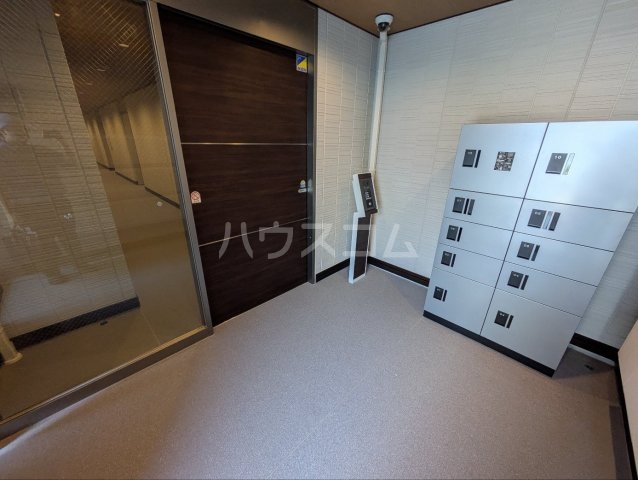 24/29 エントランス