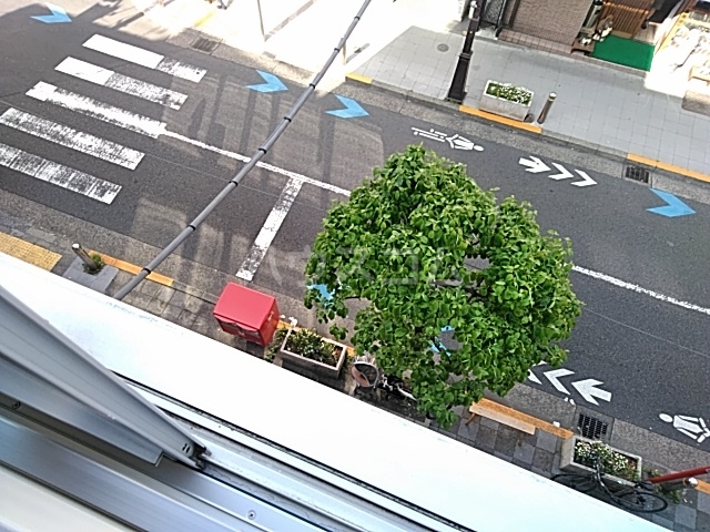 19/30 バルコニー